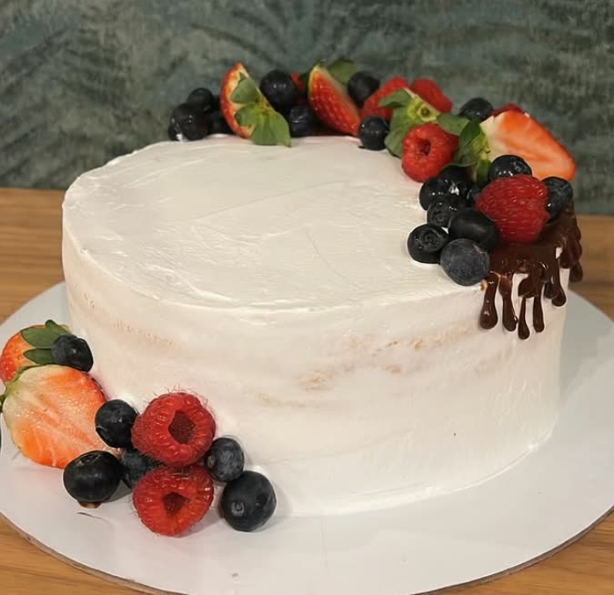 Bolo de frutos silvestres