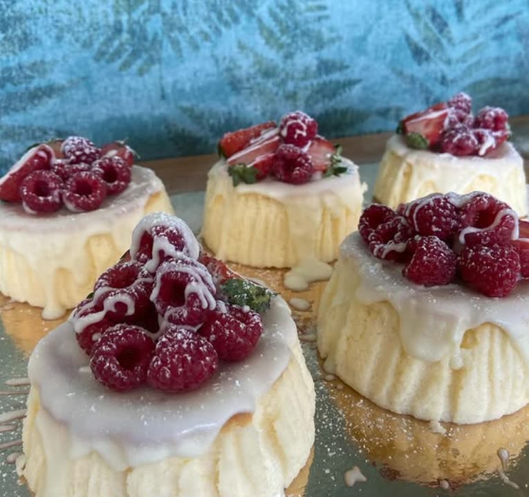 Mini cheesecakes com framboesa
